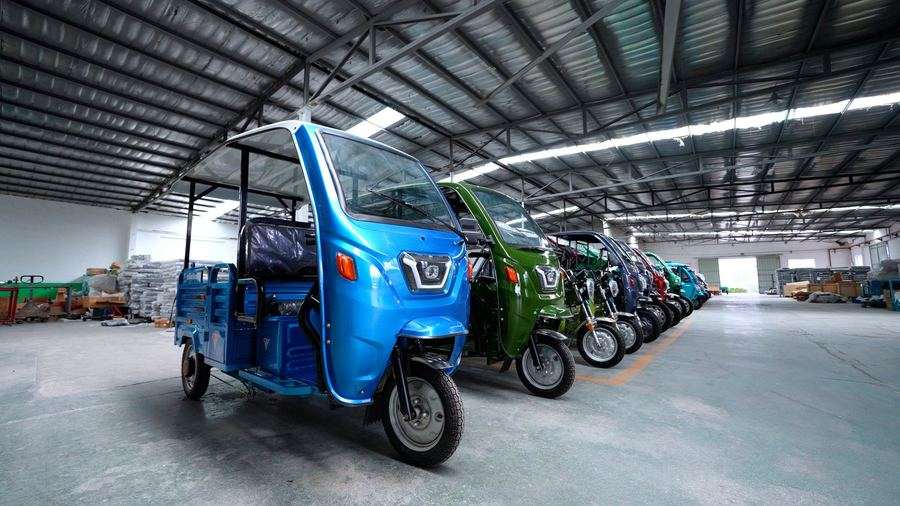 Electric tricycles ready to ship, displayed in our export showroom